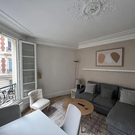 Arc De Triomphe 65 M2